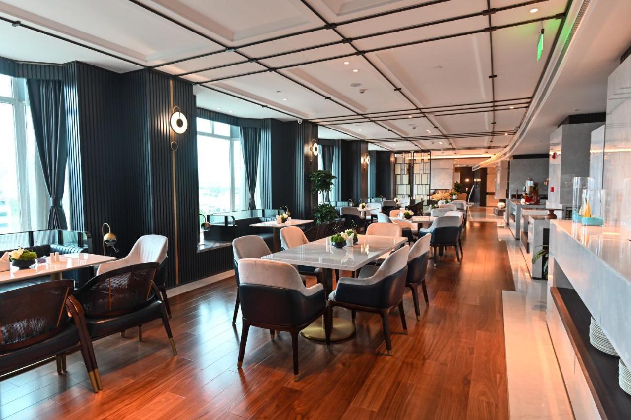 Wyndham Qingdao L Free Fixed-Time Shuttle Service Between Hotel And Airport & North Railway Station L Live Band In The Night L Outdoor Children'S Amusement Park L 1-Hour Play Squash, Snooker Or Table Tennis Exterior foto